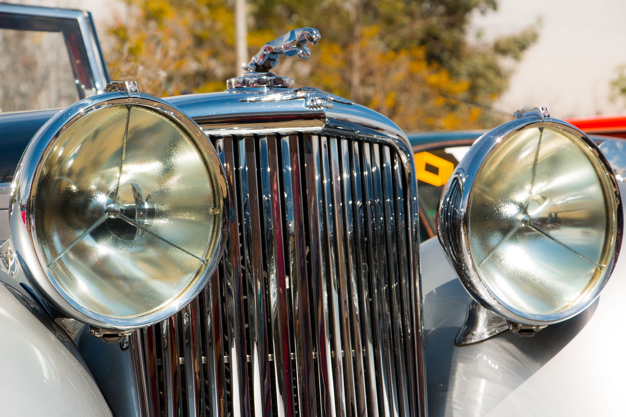 最强短信在线轰炸系统源码实名账号：安卓app视频详情下载教程