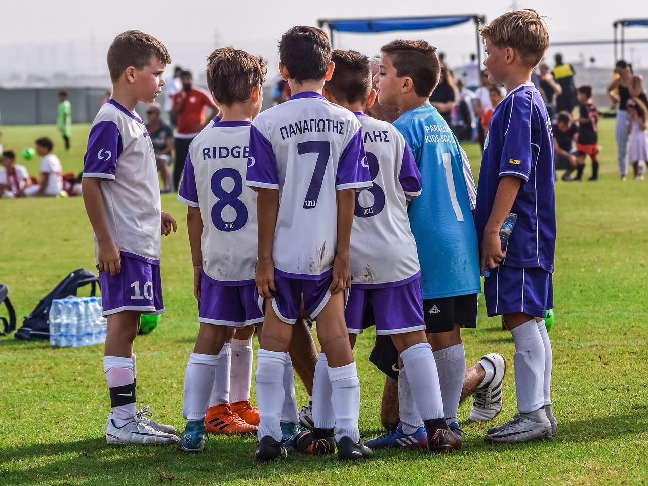 华为云实名账号：海外游玩中如何随时保持联系：流量卡大比拼