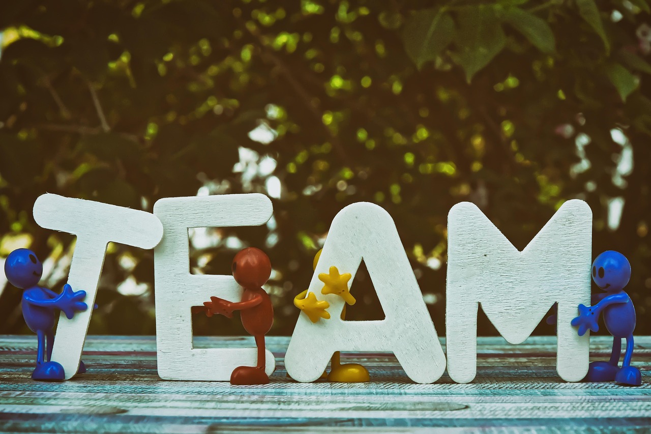 苏宁互联实名账号：陌陌动漫网app详情下载教程